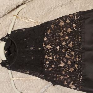 *NWT* Never worn Banana Republic high neck sleeveless black lace dress, size 0P
